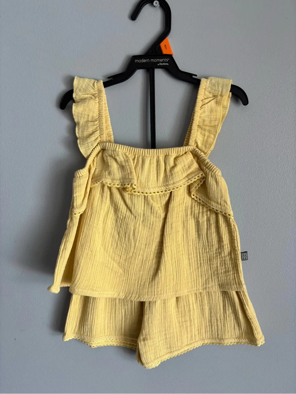 NWOT Modern Moments By Gerber Toddler Girl Top and Short Outfit Set, 2-Piece, 4T